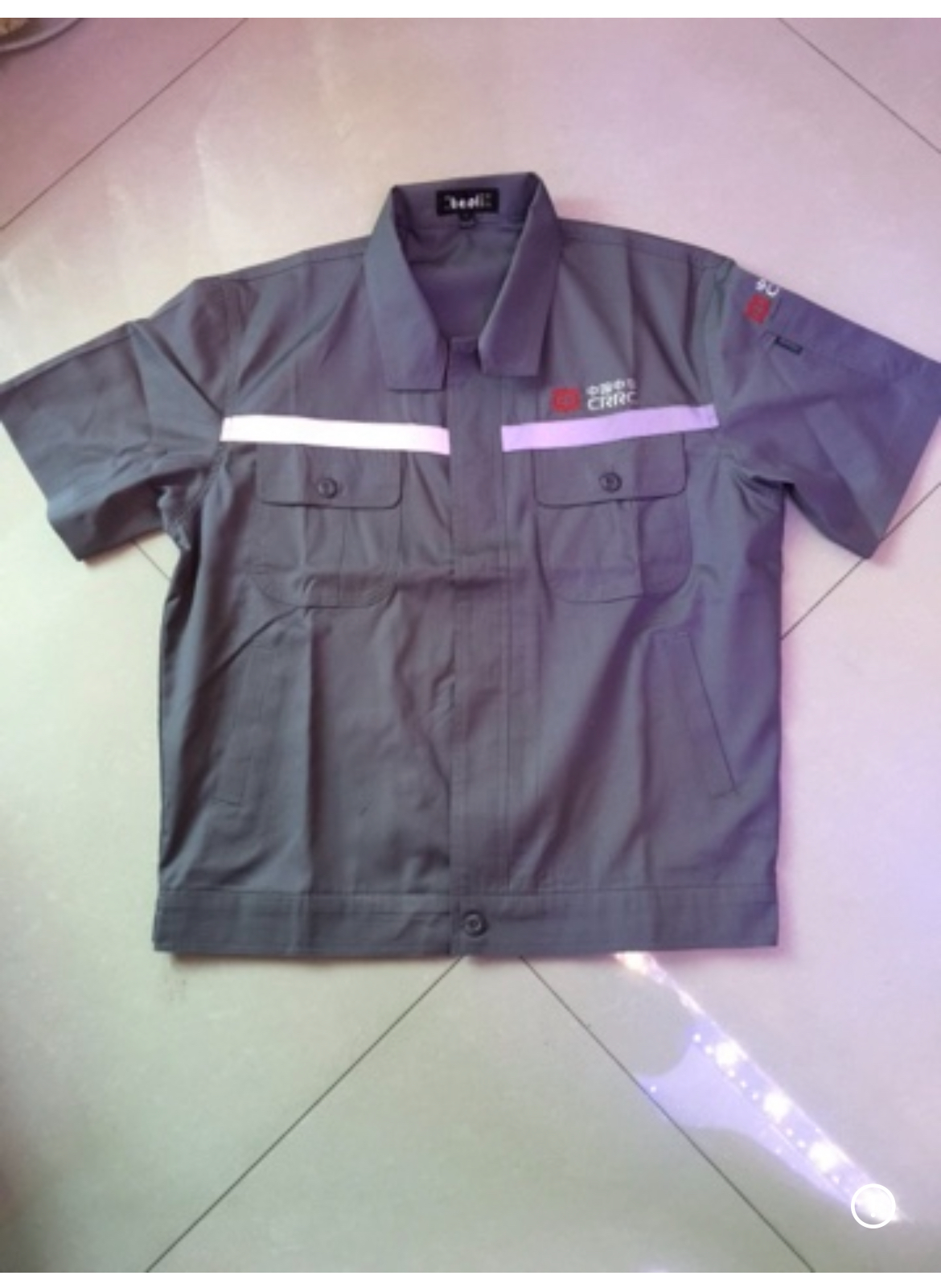 深灰色短袖工作服